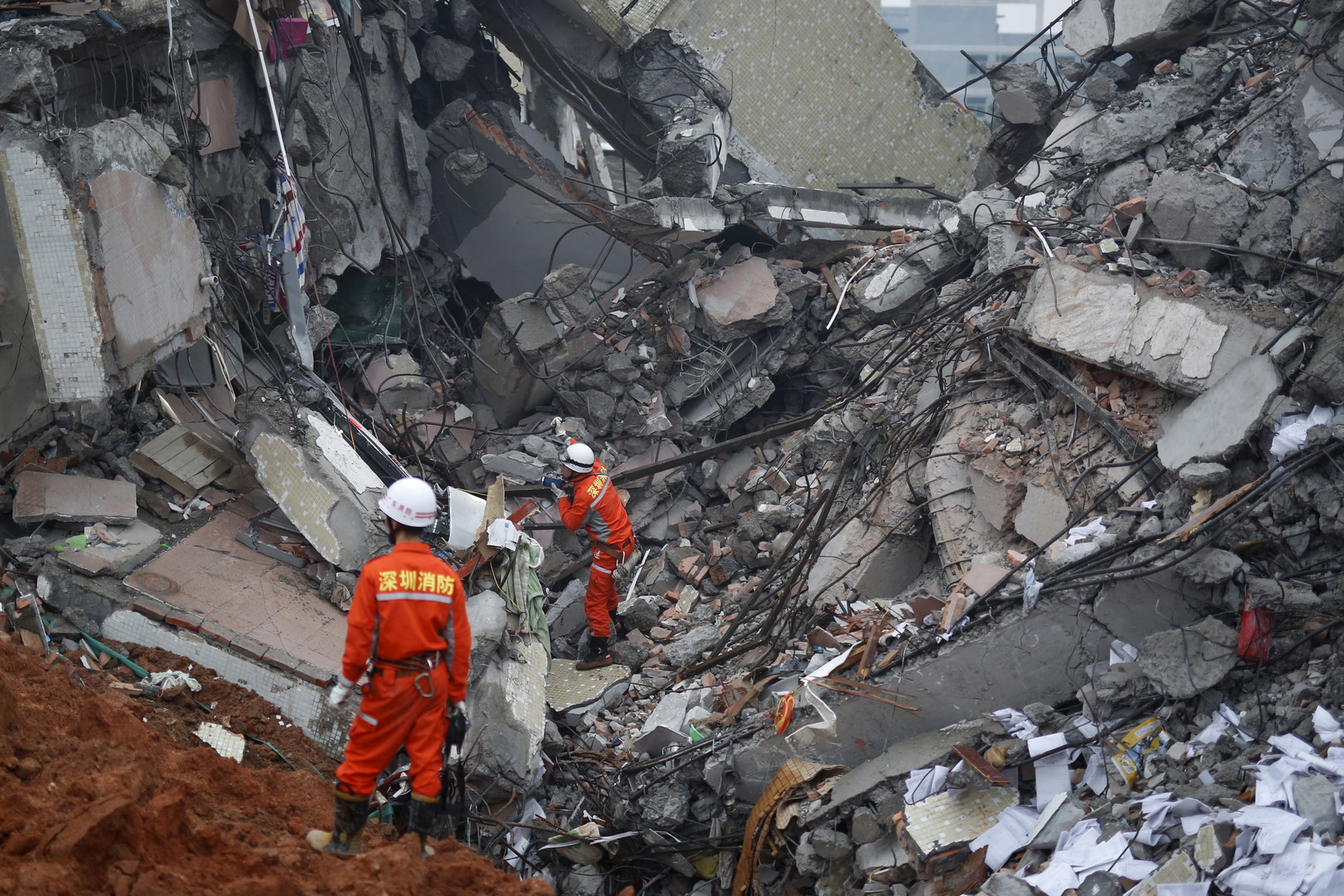 Chine : 91 personnes portées disparues après un glissement de terrain (VIDEO)