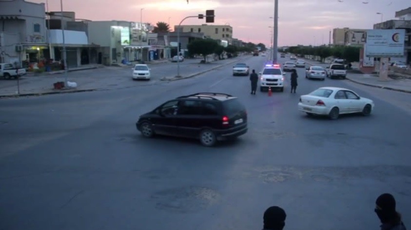 La «Police islamique» de Daesh sillonne les rues en Libye dans une nouvelle vidéo du groupe