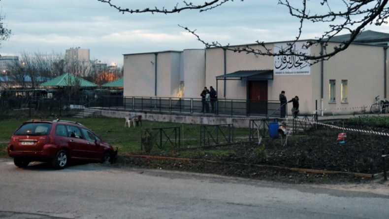 Incident à la mosquée de Valence : qui était l’assaillant ?