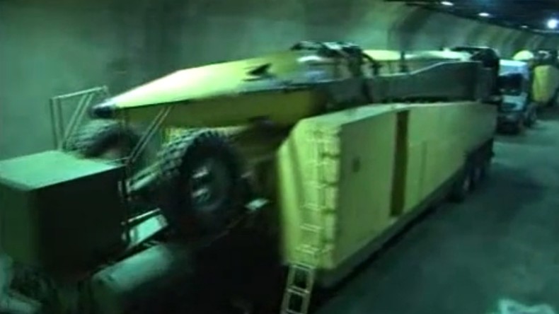 L'Iran dévoile une nouvelle base souterraine de missiles balistiques (VIDEO)