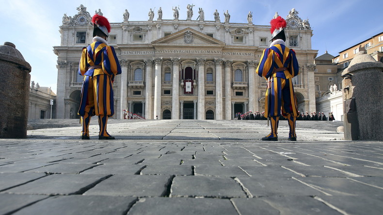 Le Vatican n’apprécie guère la prochaine une de Charlie Hebdo