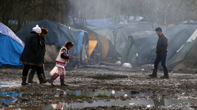 De fortes pluies dégradent les conditions humanitaires dans le camp de Grande-Synthe (PHOTOS)