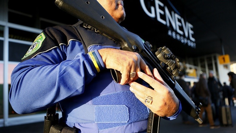 L’aéroport de Genève révoque les badges de sécurité d’employés fichés pour radicalisation en France
