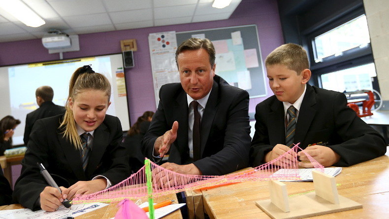 David Cameron veut apprendre aux parents à élever leurs enfants