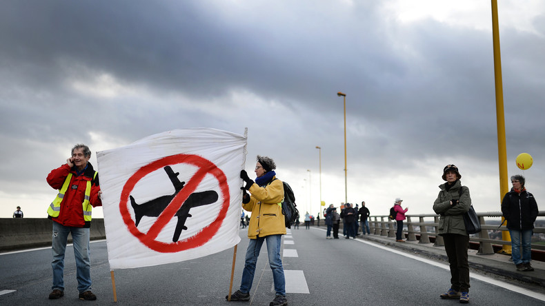 Notre-Dame-des-Landes : une nouvelle opération escargot des opposants à l'aéroport
