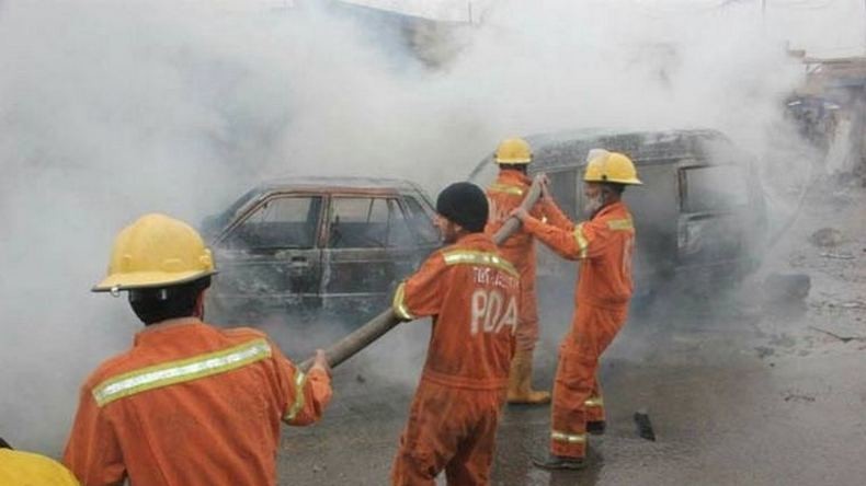 11 personnes auraient été tuées dans un attentat-suicide au nord-ouest du Pakistan (VIDEO)