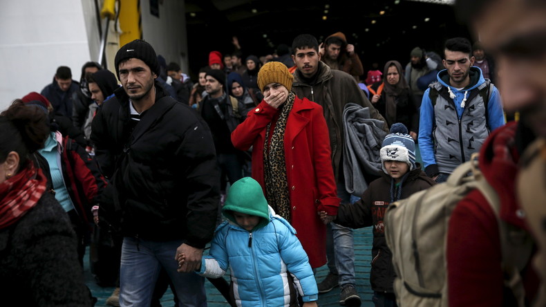 Cinq pays européens ordonnent à la Grèce d'arrêter le flux de migrants