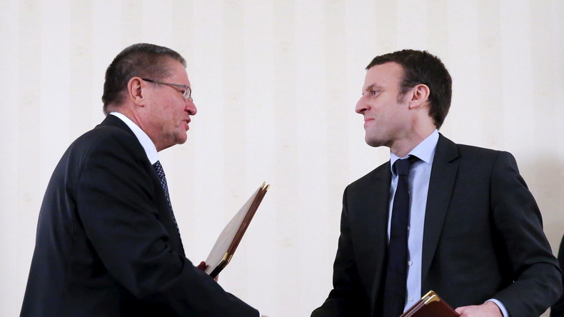 Emmanuel Macron : les relations se sont intensifiées entre la France et la Russie