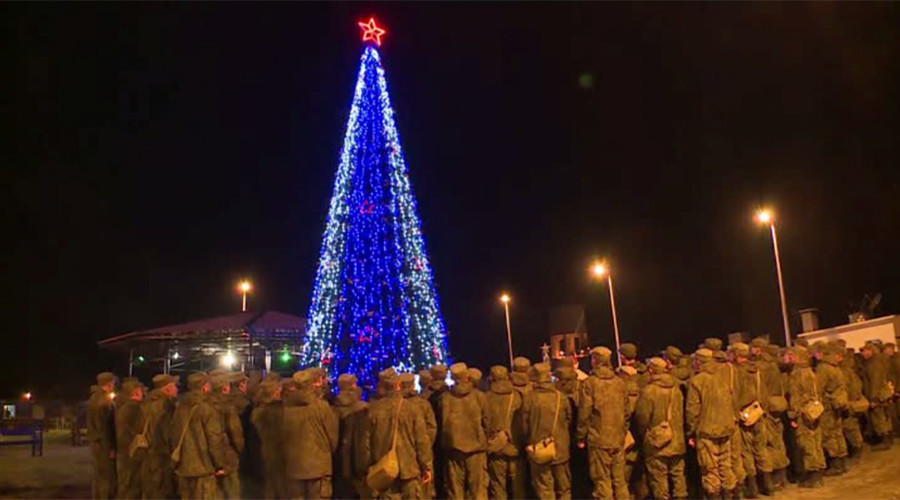 En Syrie, les pilotes russes fêtent le Nouvel An tout en continuant les frappes contre Daesh (VIDEO)