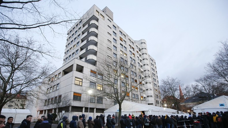 Berlin dépense 600 millions d’euros pour héberger 10 000 migrants dans des hôtels