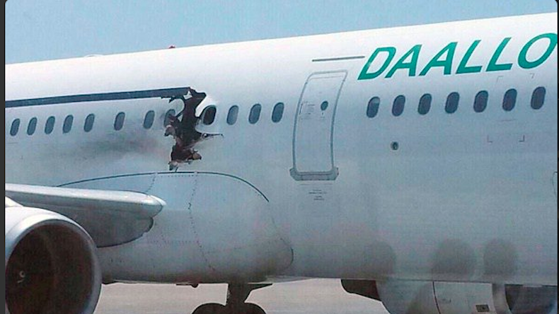Somalie : un passager de l'avion endommagé par une explosion manque à l'appel