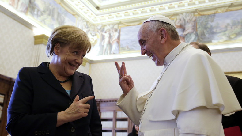 Le pape François a «fâché» Angela Merkel en comparant l'Europe à une «femme stérile»