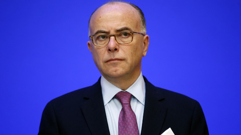 Le carton rouge de Bernard Cazeneuve aux supporters bastiais