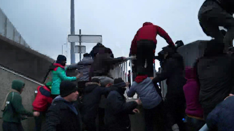 Migrants Dans Un Ferry Un Mois Ferme Requis Contre 6 Migrants 1000 Euros D Amende Pour 2 Francais Rt En Francais