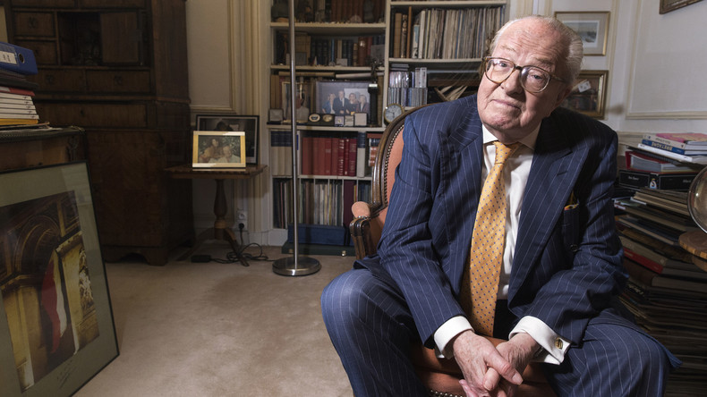 Jean-Marie Le Pen menace sa fille d’agir «en dehors du FN» dans une lettre ouverte