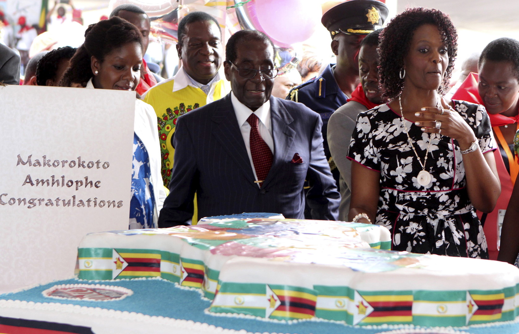Zimbabwe : 50 000 convives pour le 92e anniversaire de Mugabe célébré en pleine sécheresse