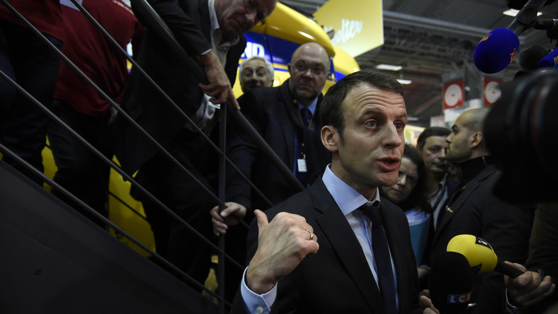 Emmanuel Macron sur l'embargo russe : «on fait le maximum pour que celui-ci soit levé»