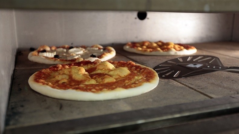 Italie : la pizza napolitaine veut officiellement entrer au patrimoine mondial de l’Unesco