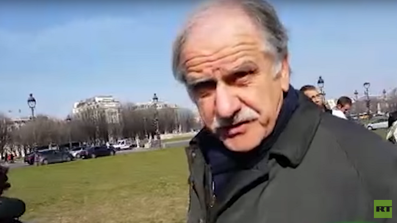 Interrogé sur le sort des abeilles, Noël Mamère répond «je n'aime pas Poutine» (VIDEO)