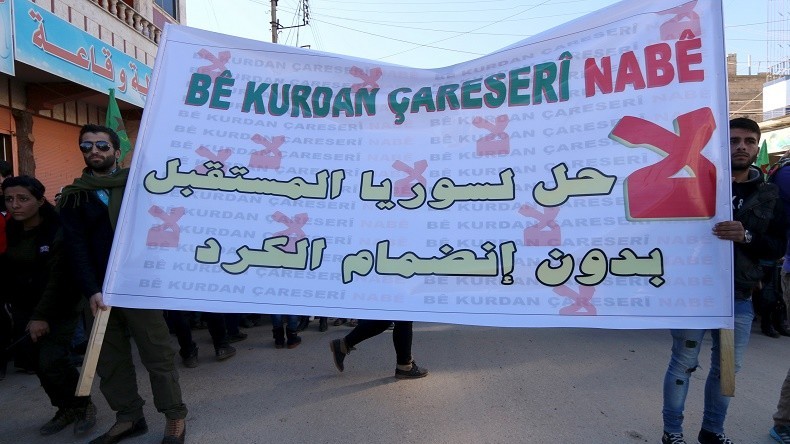 Syrie : les territoires kurdes du nord se préparent à annoncer une fédéralisation