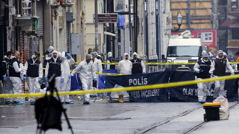 Une explosion a secoué une grande artère piétonne d'Istanbul, cinq morts et 36 blessés