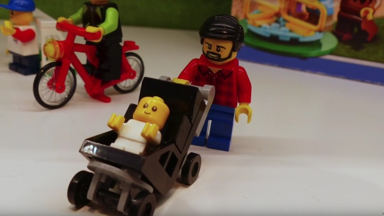 Un père au foyer et une mère au boulot : les nouvelles figurines de Lego