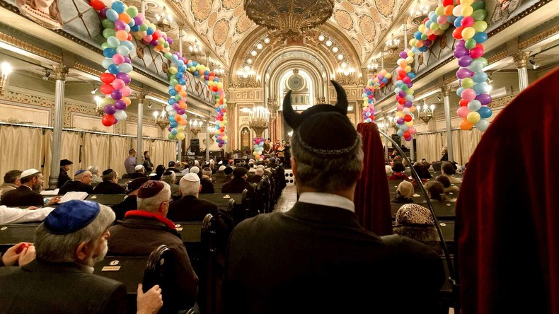 Déguisé en djihadiste dans une synagogue, un fidèle crée «l'émoi» chez les militaires
