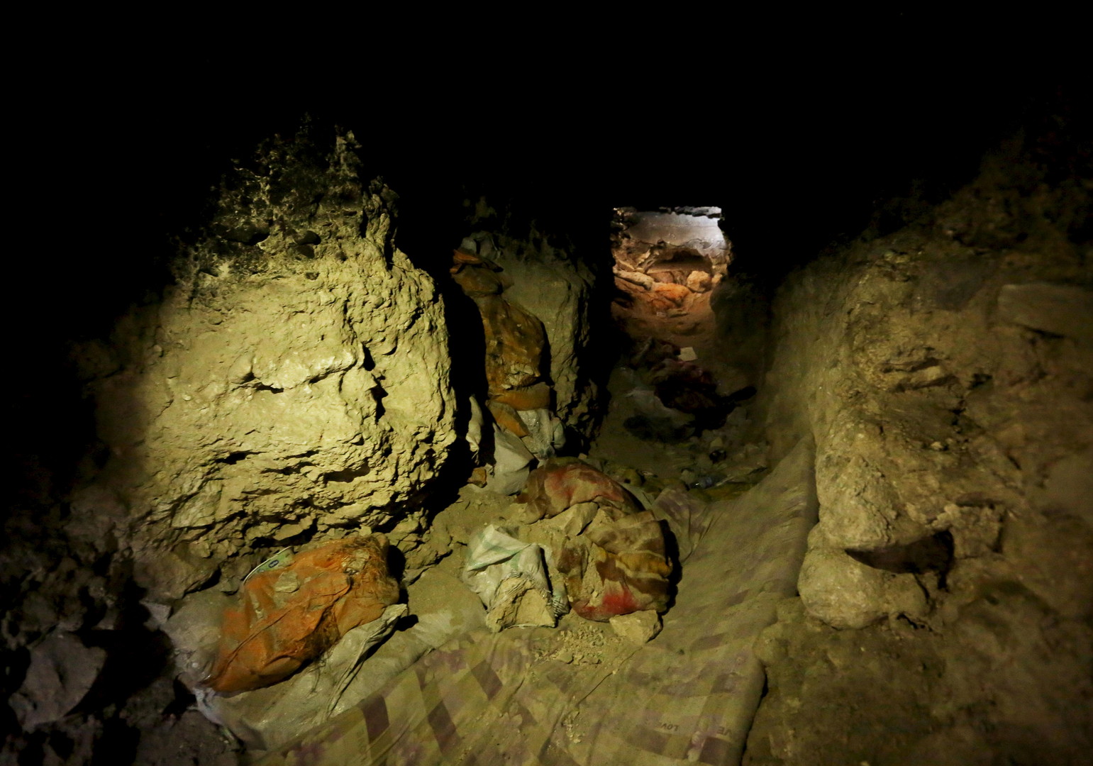 Daesh a creusé de vastes tunnels sous les villes pour fuir les forces kurdes