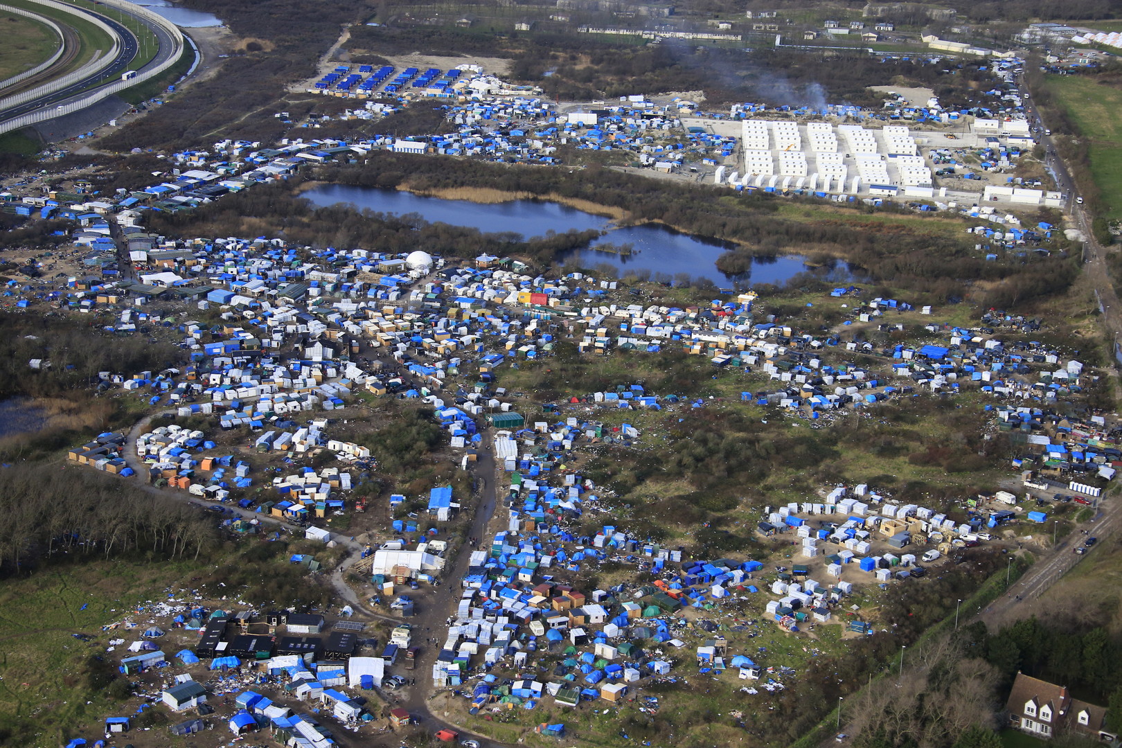 Des photos impressionnantes montrent la «Jungle» de Calais avant et après la démolition (PHOTOS)