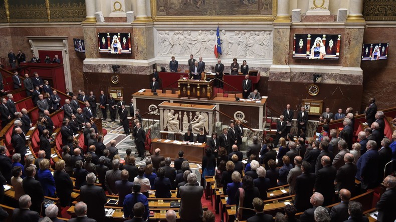 Malgré la fronde des petits partis, les députés adoptent la réforme des règles de la présidentielle