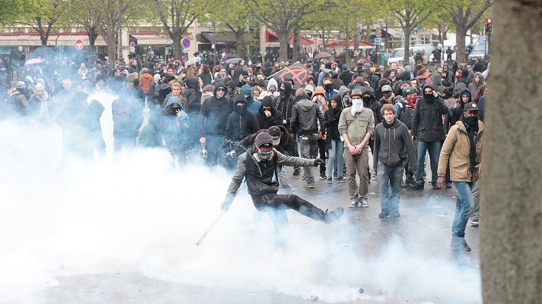 Nouvelles manifestations contre la loi Travail, entre revendications et violences (VIDEOS, PHOTOS)