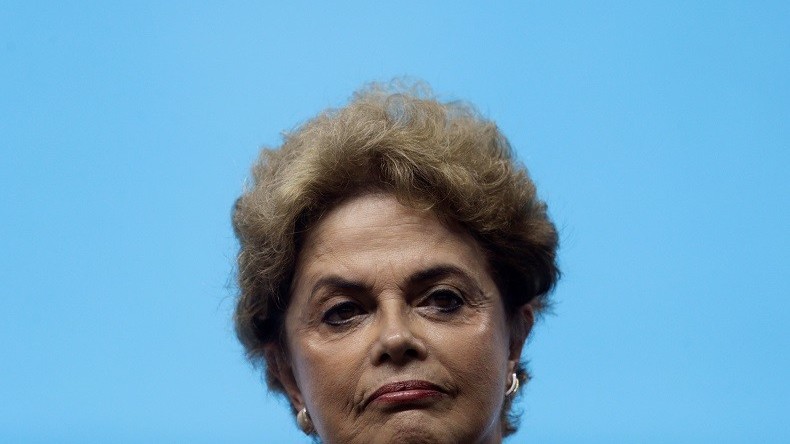 Brésil : une commission parlementaire recommande la destitution de Dilma Rousseff