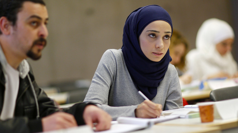 «Une étape historique» : Berlin crée une loi sanctionnant les réfugiés qui ne s’intègrent pas