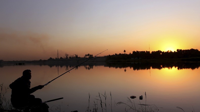 Il est frais mon poisson ! Face à la crise, Daesh fait dans la pisciculture et la vente de voitures