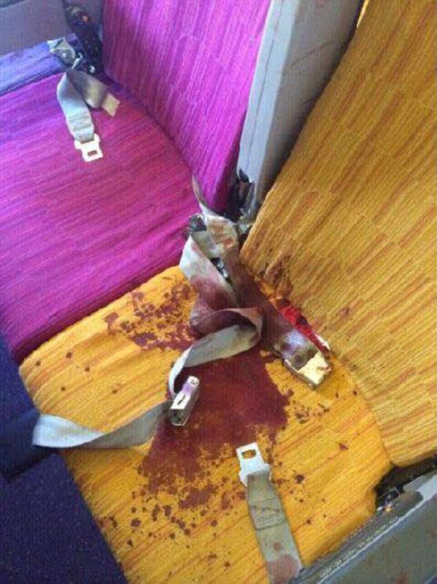 De violentes turbulences envoient six passagers à l’hôpital (PHOTOS CHOCS)
