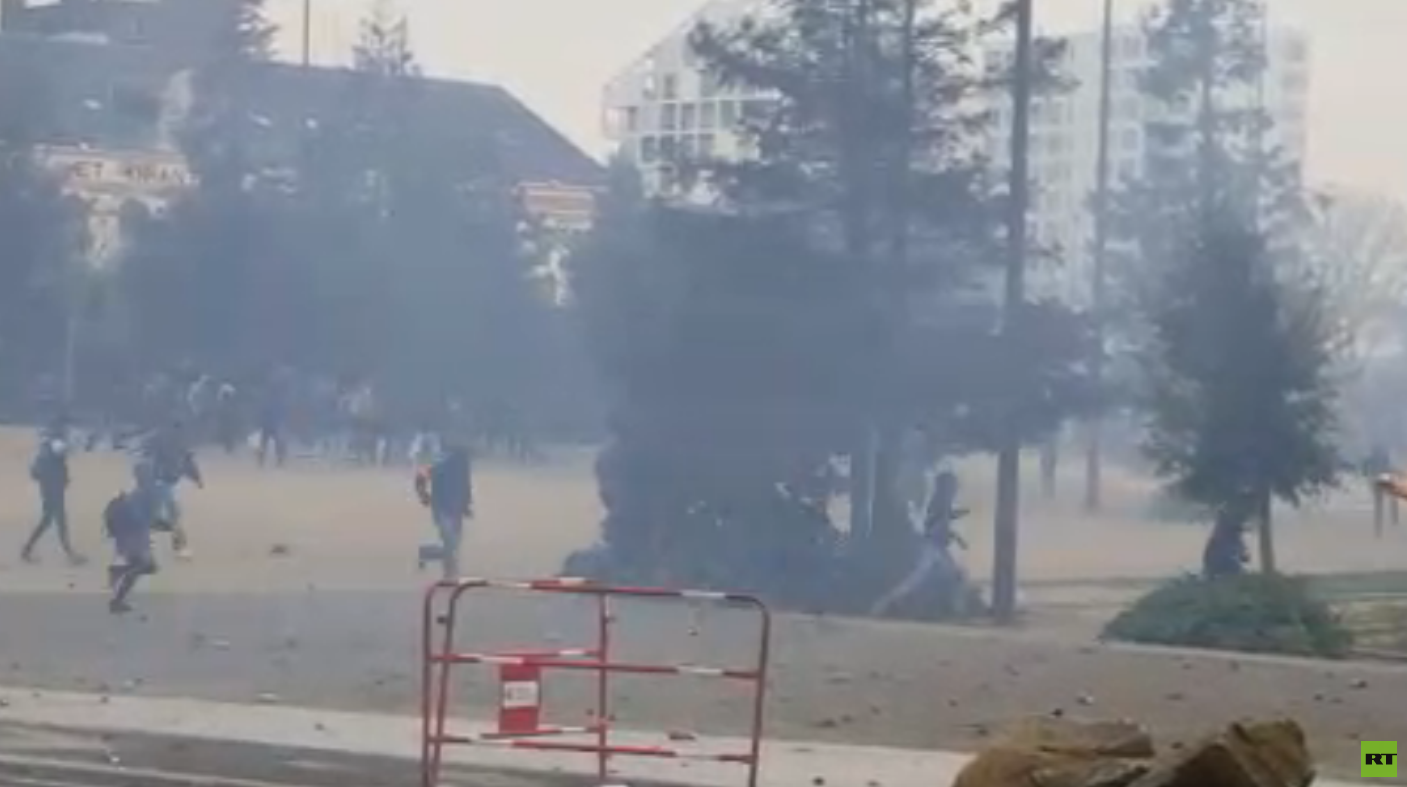 Retour en images sur les manifestations de Nantes : pluie, violences et lacrymo