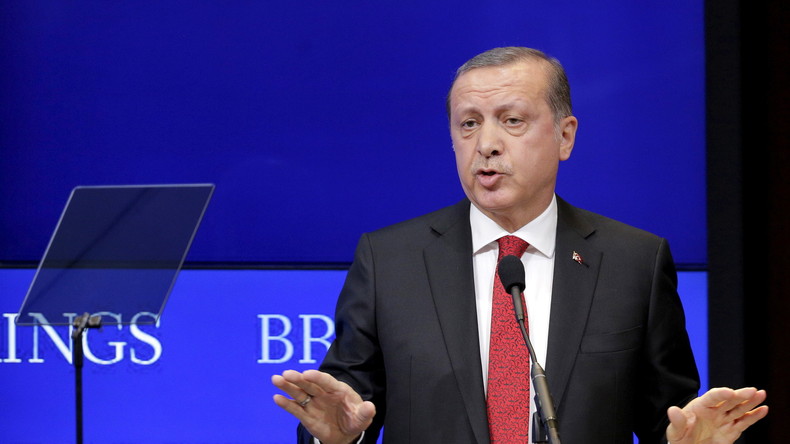 La Commission européenne propose une exemption de visas sous conditions pour la Turquie