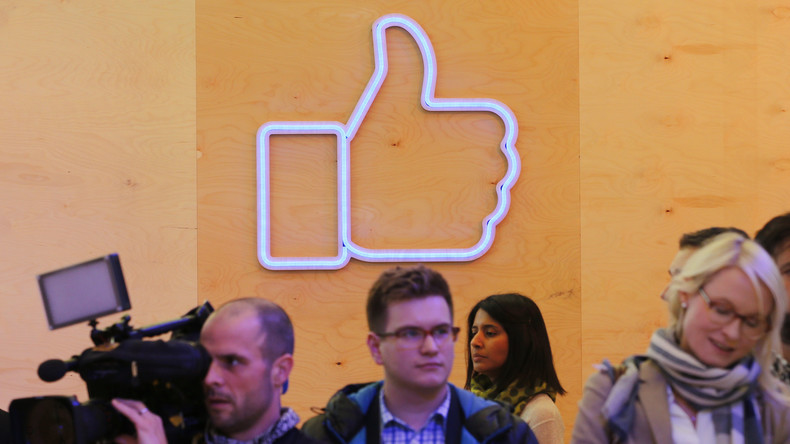 «Surfons tranquille» : la police belge met en garde contre les boutons de réaction sur Facebook