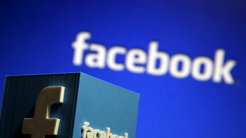 Attentats de Paris : Salah Abdeslam sur Facebook avec un drapeau de l'EI avant les attaques