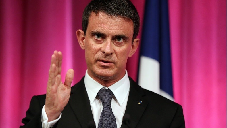 Un employé municipal d’Evry suspendu de ses fonctions pour avoir comparé Manuel Valls à Hitler