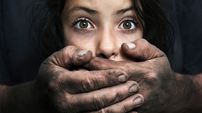 Le prof qui a harcelé sexuellement 108 enfants, condamné à 12 ans de prison