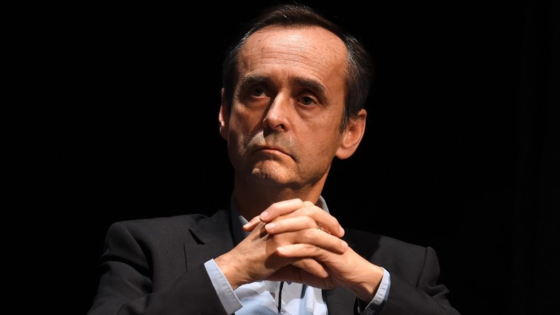 Abrogation de la loi Gayssot, du mariage gay... Les propositions chocs de Ménard pour la droite