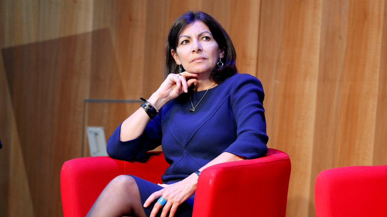 Un camp de réfugiés à Paris : les réactions sont partagées après l'annonce d'Anne Hidalgo