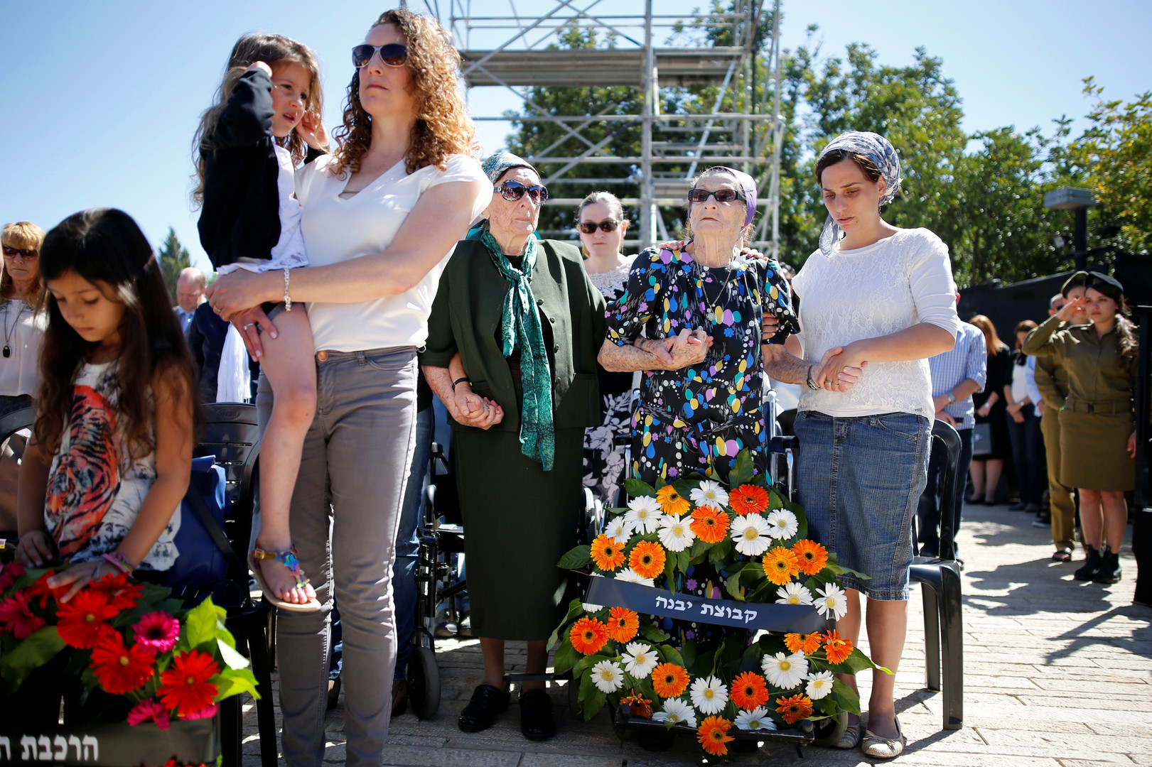 Israël se fige pendant deux minutes pour sa journée de commémoration de la Shoah (PHOTOS, VIDEOS)