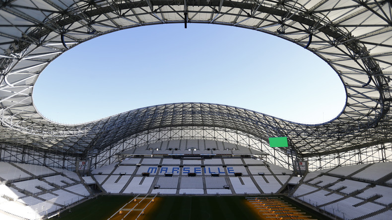 Malgré les mesures de sécurité, un journaliste s'introduit sans difficultés dans le stade Vélodrome
