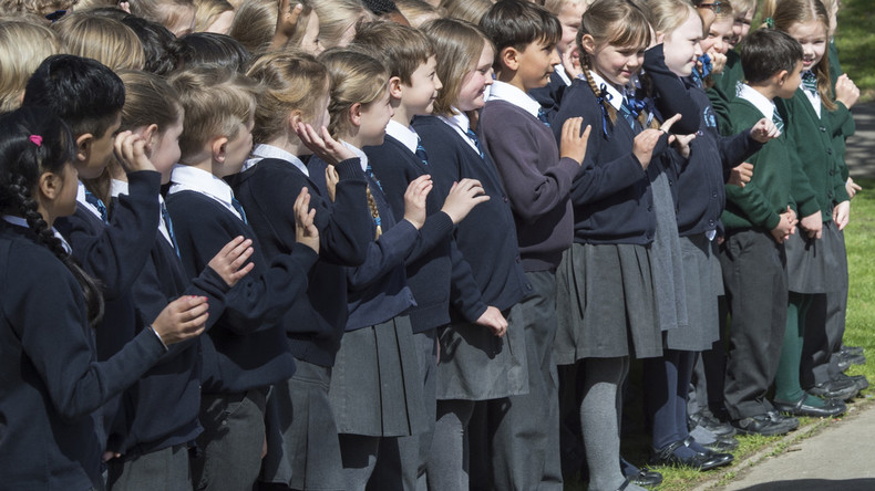 Les garçons pourront maintenant porter la jupe dans les écoles publiques britanniques