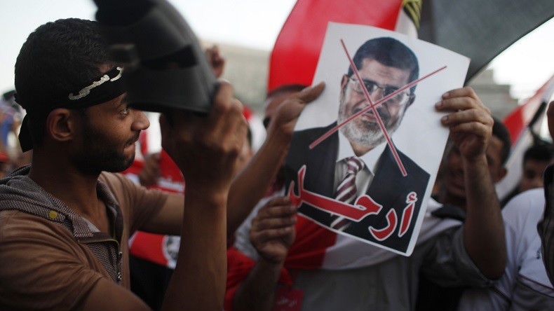 Egypte : nouvelle peine de prison à vie pour l'ex-président Morsi dans un procès pour espionnage