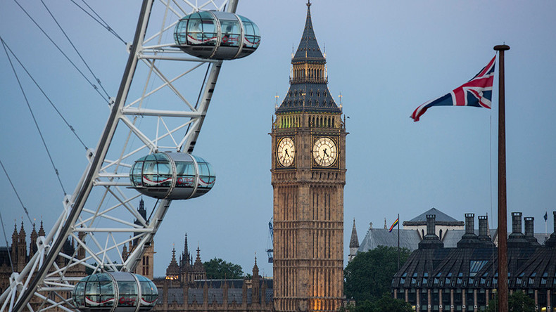 EN CONTINU : après la victoire du Brexit, le commissaire européen britannique annonce sa démission