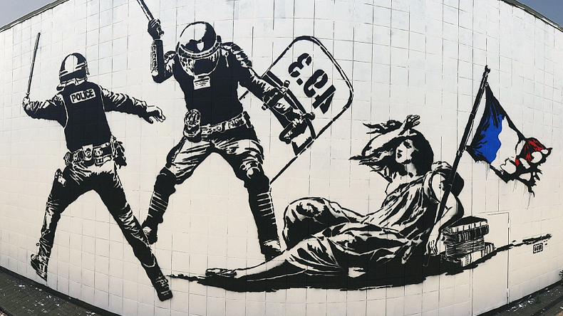 Grenoble : une fresque de street-art jugée anti-police fait polémique (PHOTOS)