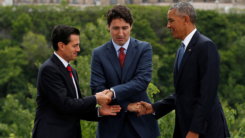 Barack Obama ne donne pas sa main facilement ! La preuve en images